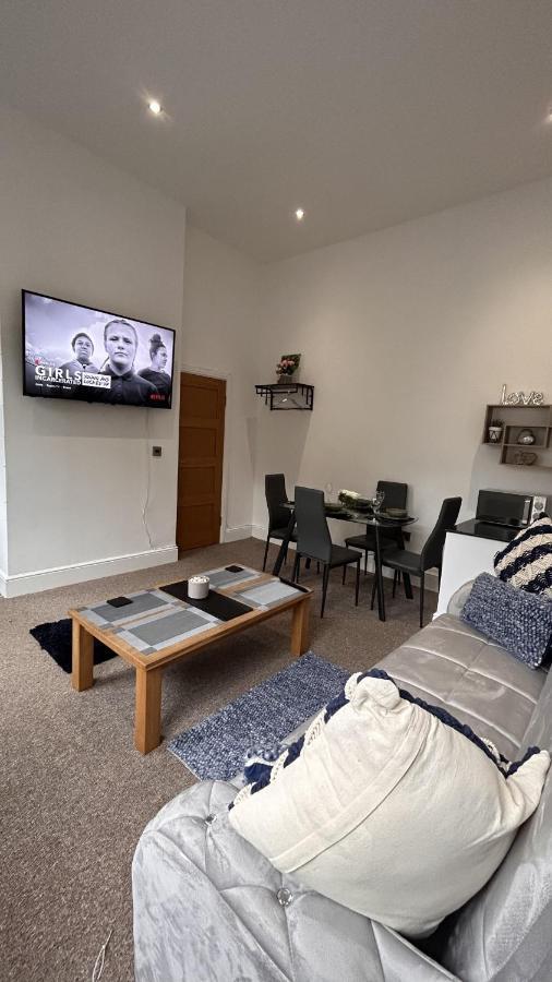 Cozy 1-Bedroom Apartment In The Heart Of Barnsley Town Centre Zewnętrze zdjęcie
