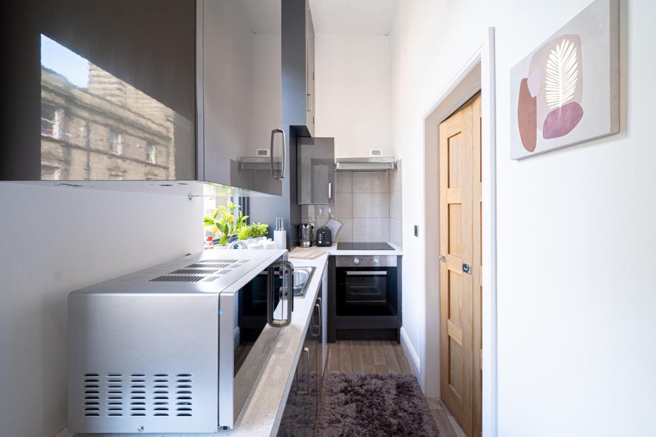 Cozy 1-Bedroom Apartment In The Heart Of Barnsley Town Centre Zewnętrze zdjęcie