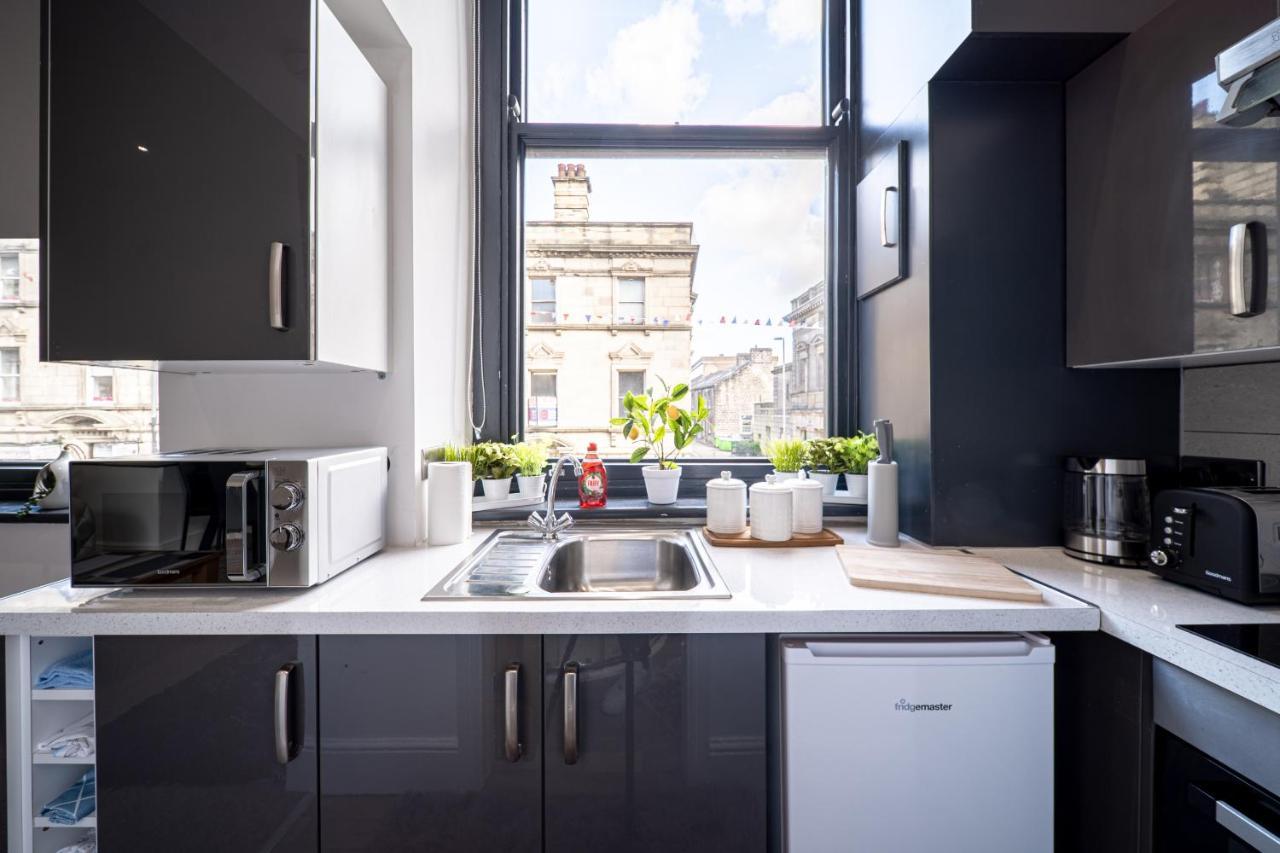 Cozy 1-Bedroom Apartment In The Heart Of Barnsley Town Centre Zewnętrze zdjęcie