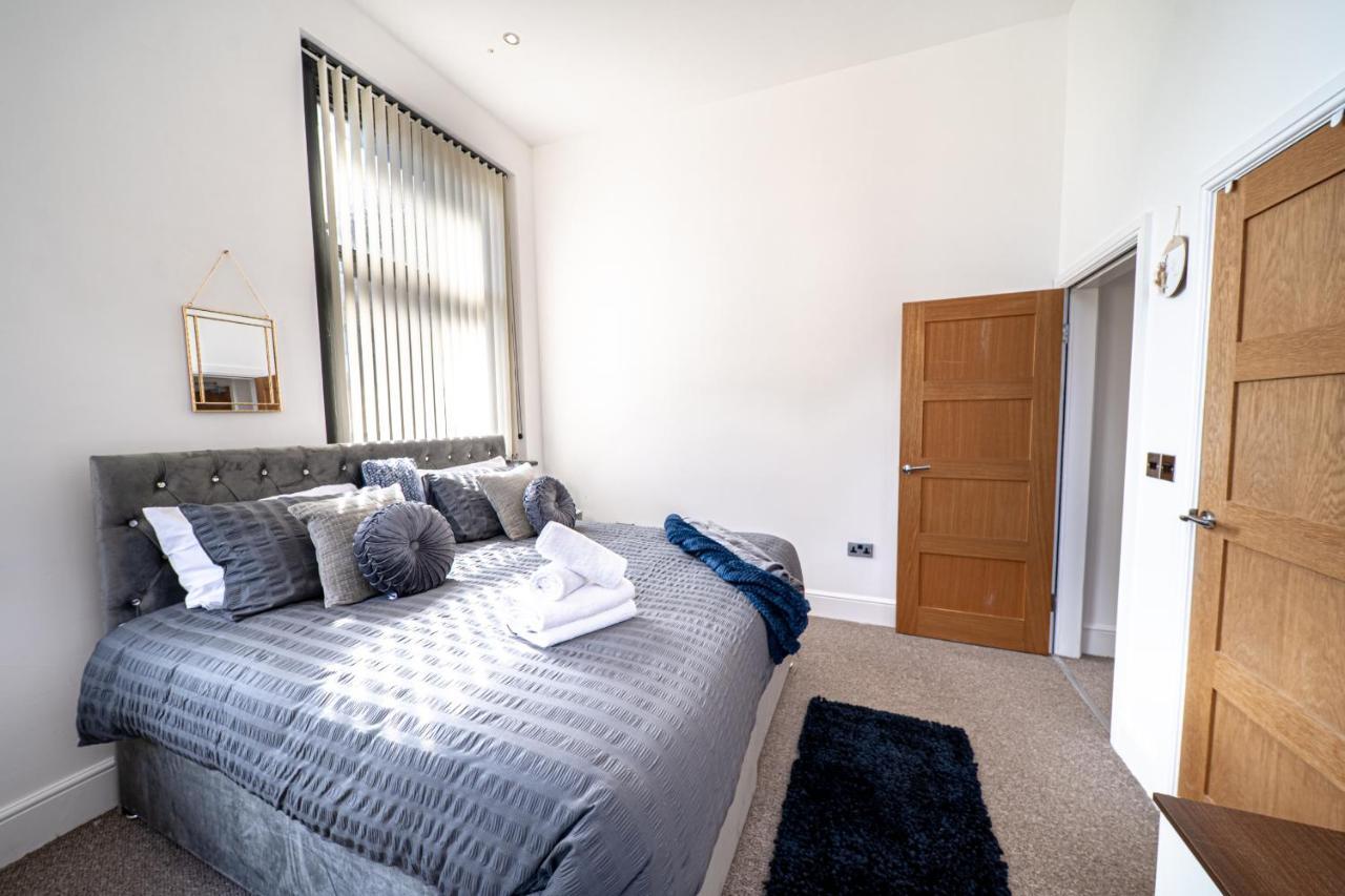 Cozy 1-Bedroom Apartment In The Heart Of Barnsley Town Centre Zewnętrze zdjęcie