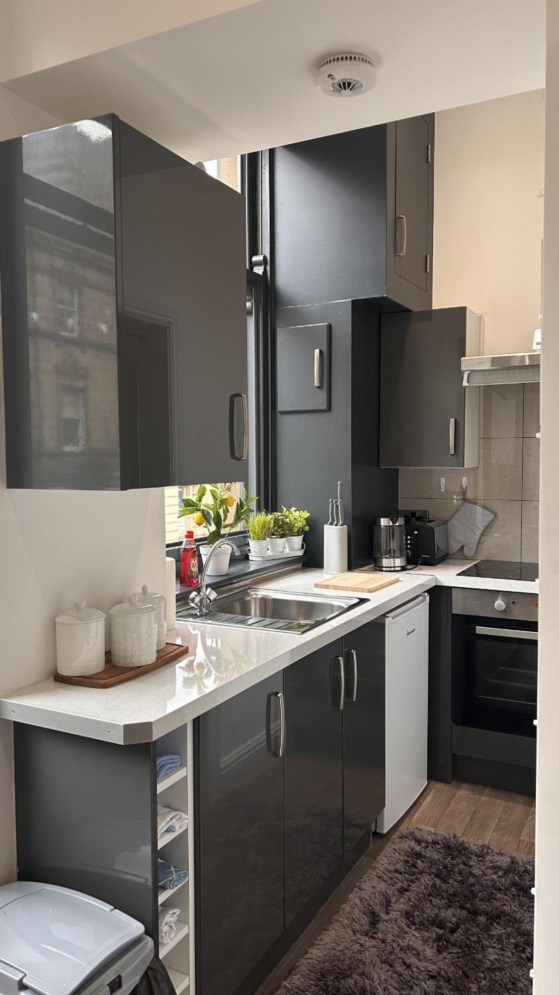 Cozy 1-Bedroom Apartment In The Heart Of Barnsley Town Centre Zewnętrze zdjęcie