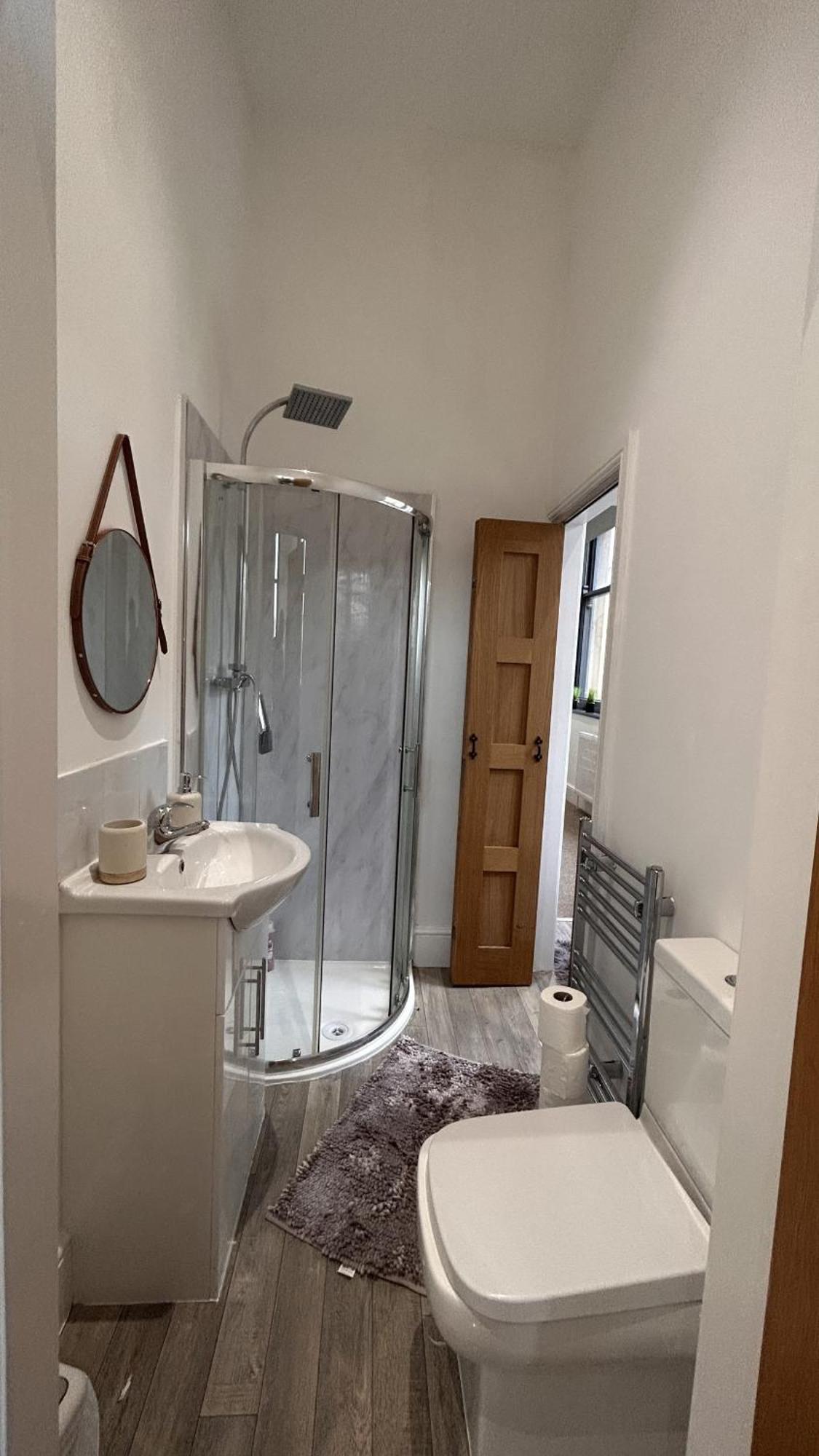 Cozy 1-Bedroom Apartment In The Heart Of Barnsley Town Centre Zewnętrze zdjęcie