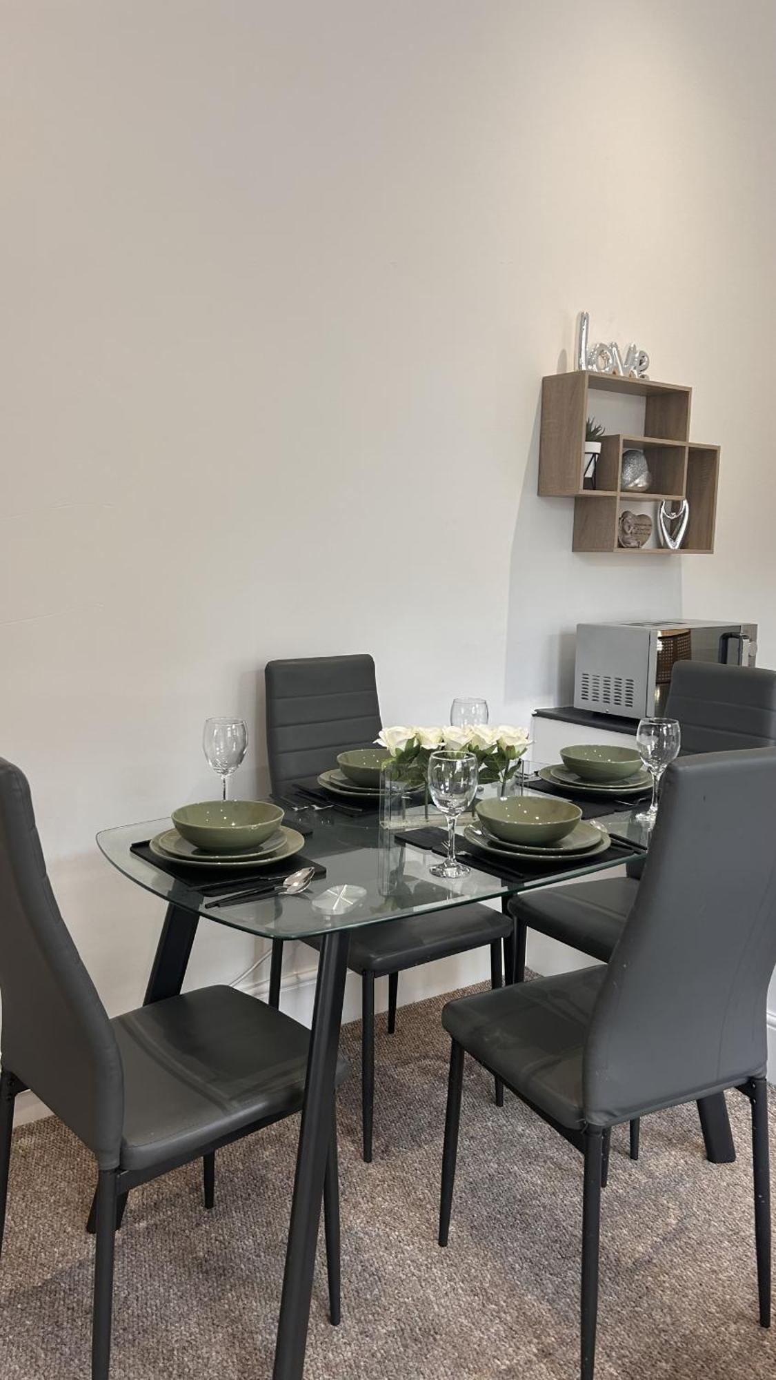 Cozy 1-Bedroom Apartment In The Heart Of Barnsley Town Centre Zewnętrze zdjęcie